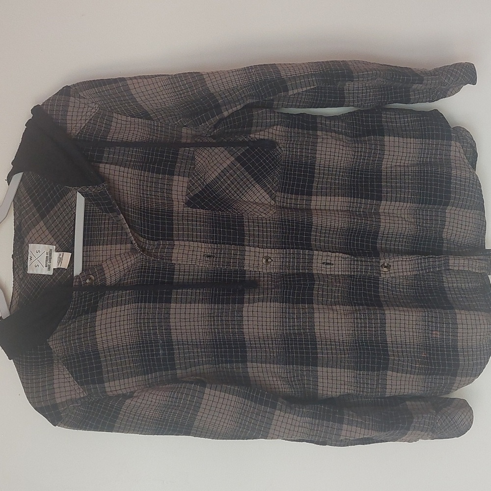 Olive green and black lightweight plaid button-up M boyfriend fit